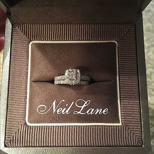 Neil Lane wedding ring set